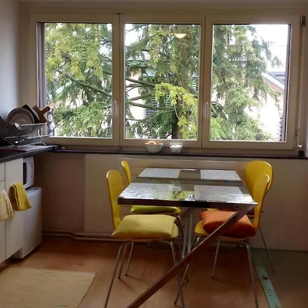Artistshouse Bed And Apartment Bern
