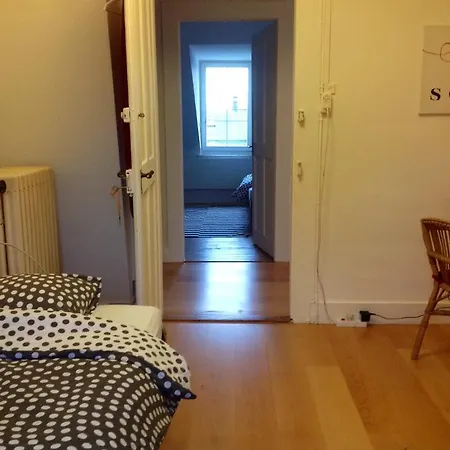 Artistshouse Bed And Apartment Guest house *