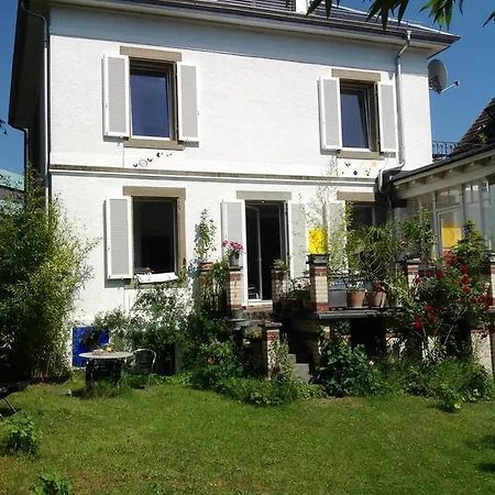 Artistshouse Bed And Apartment بيت ضيافة